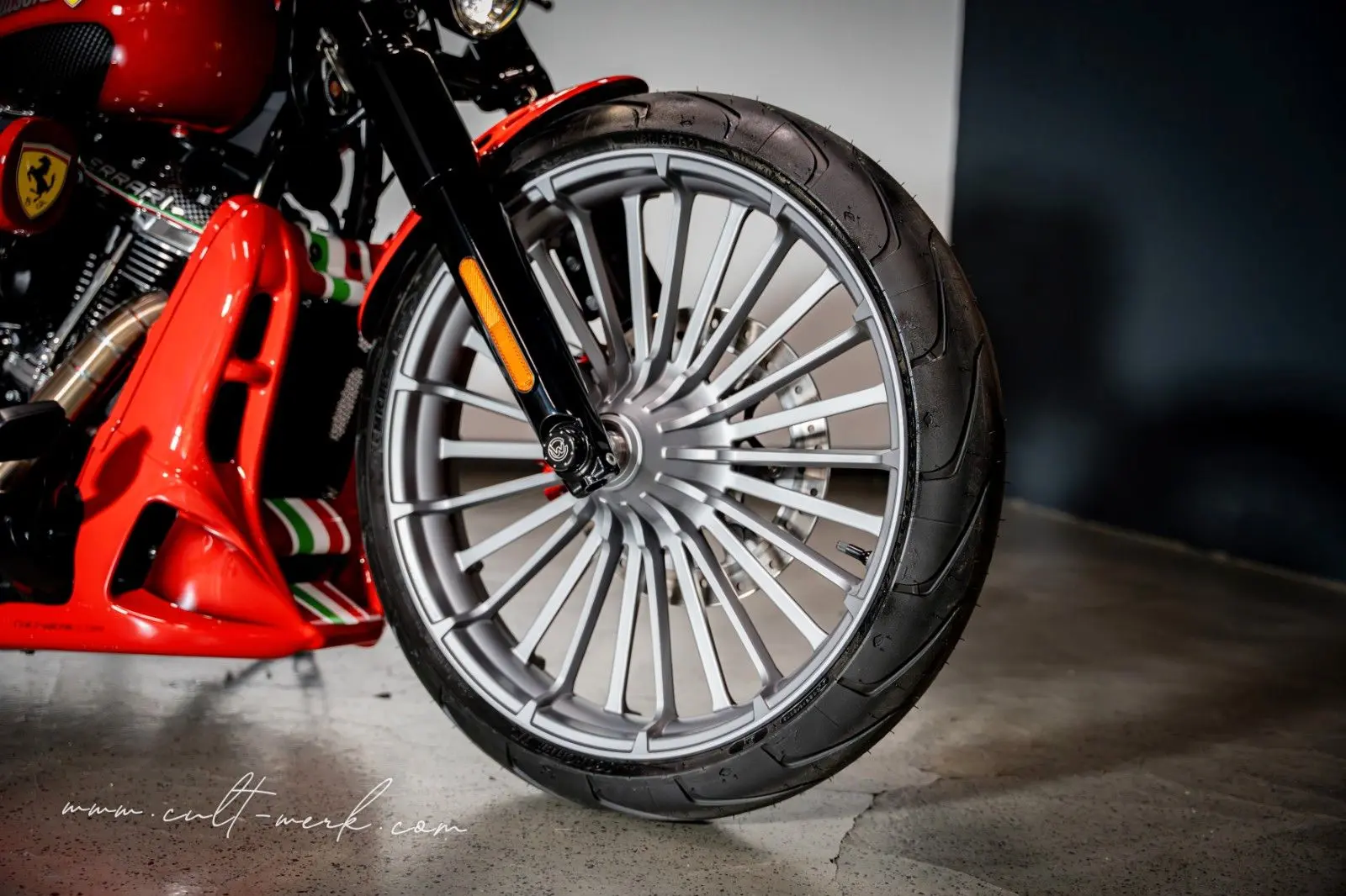 Harley-Davidson Breakout 117 24 FERRARI by CULT-WERK UNIKAT