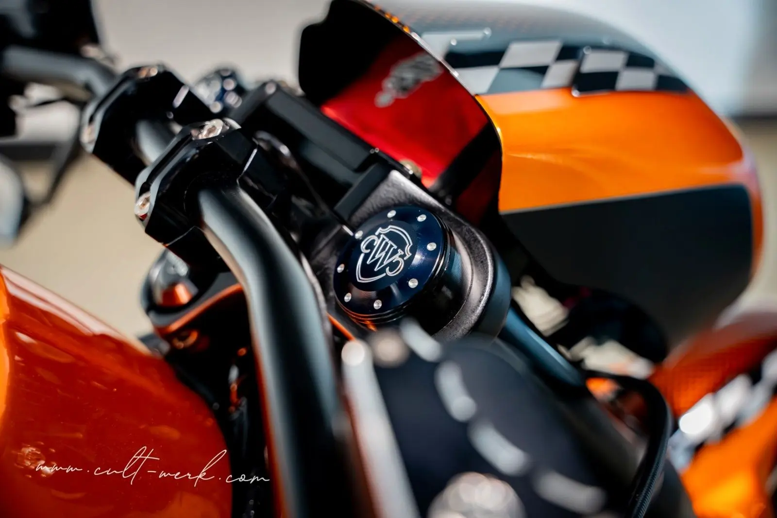 Harley-Davidson V-Rod Night Rod Special "Orange Racer" by CW