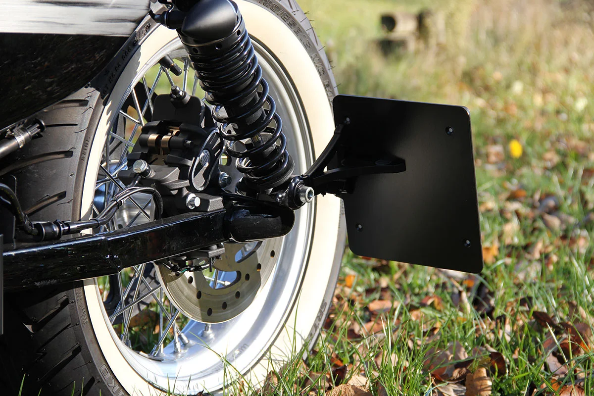 Rear axle cover (suitable for Harley-Davidson models: all Sportster from 2004)