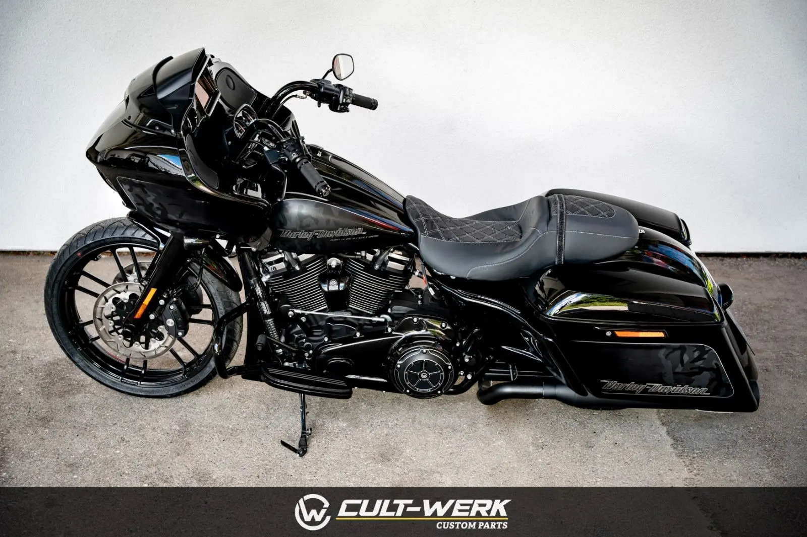 Harley-Davidson ROAD GLIDE SPECIAL 21" LUFT KLAPPE - CULT-WERK