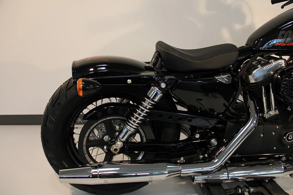 Heckfender BOBBER (passend für Harley-Davidson Modelle: Sportster ab 2004 bis aktuell, schwarz glänzend)