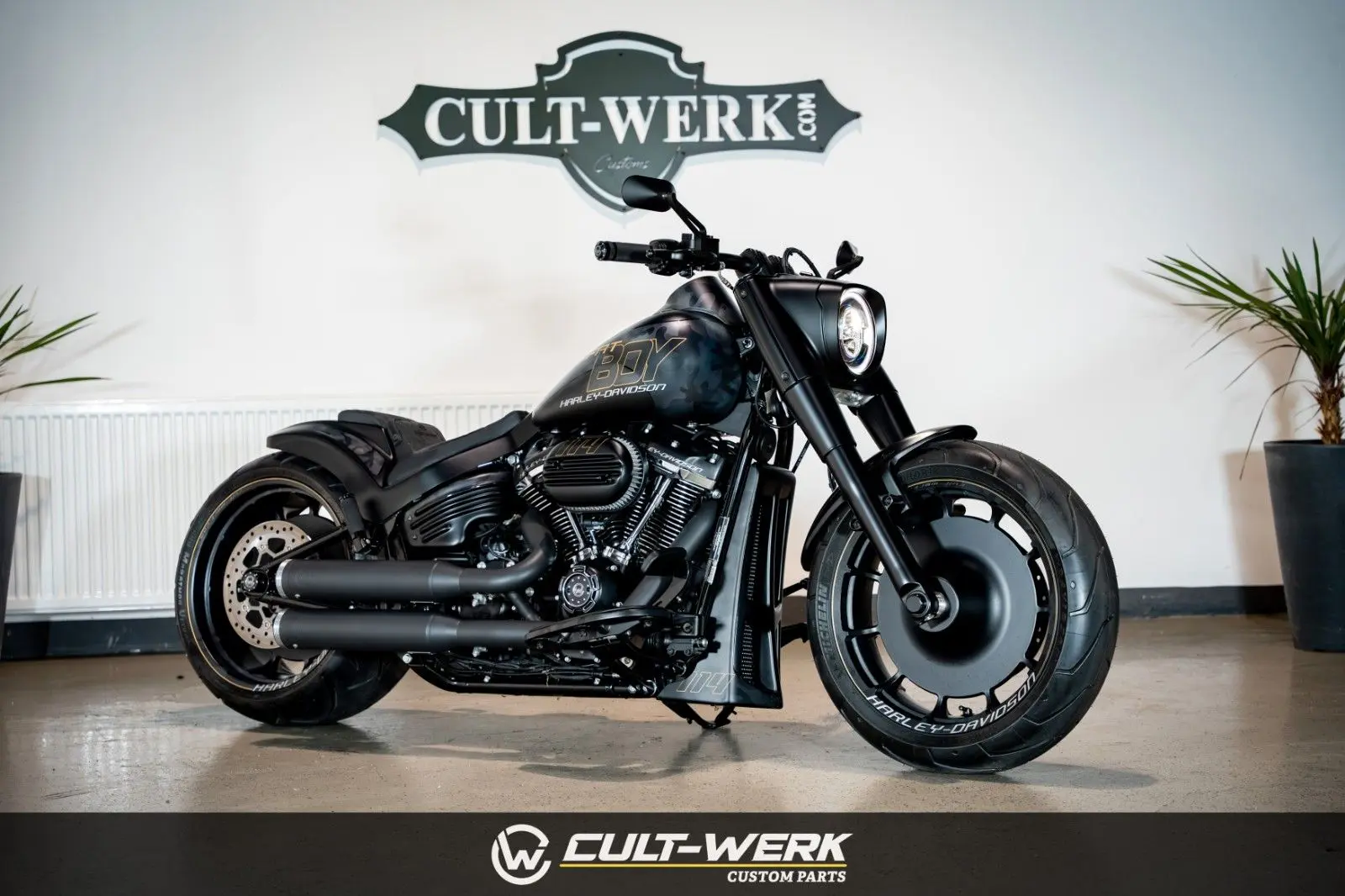 Harley-Davidson Fat Boy 114 "Black Camouflage" by Cult-Werk