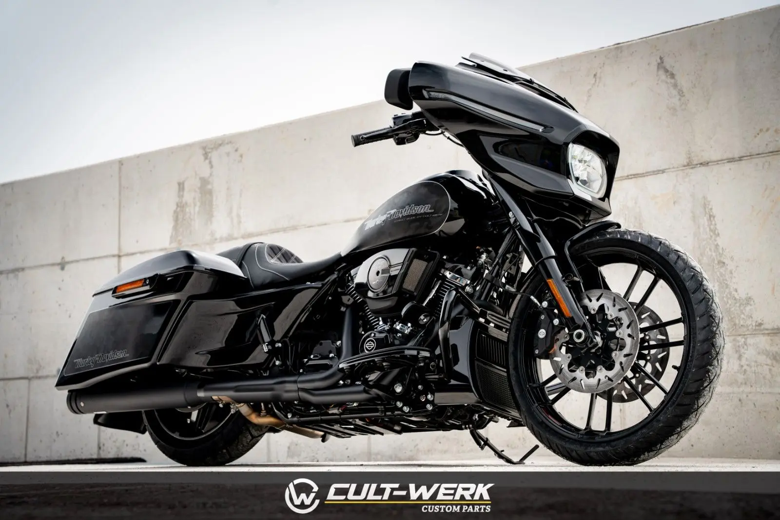 Harley-Davidson STREET GLIDE 24 "FADE CAMOU" LUFT by Cult-Werk