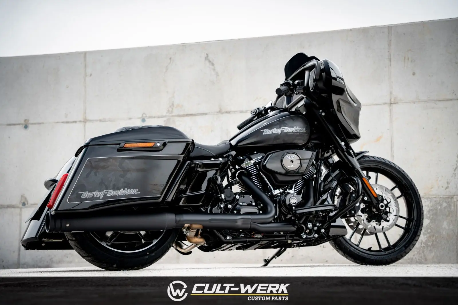 Harley-Davidson STREET GLIDE 24 "FADE CAMOU" LUFT by Cult-Werk