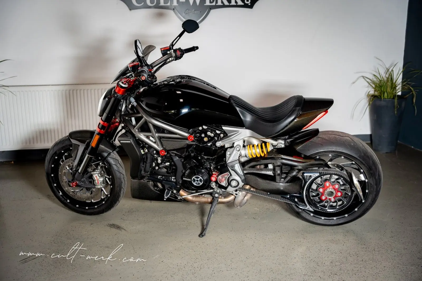 Ducati X DIAVEL S UNIKAT CARBON 10.000€+ RECHNUNGEN