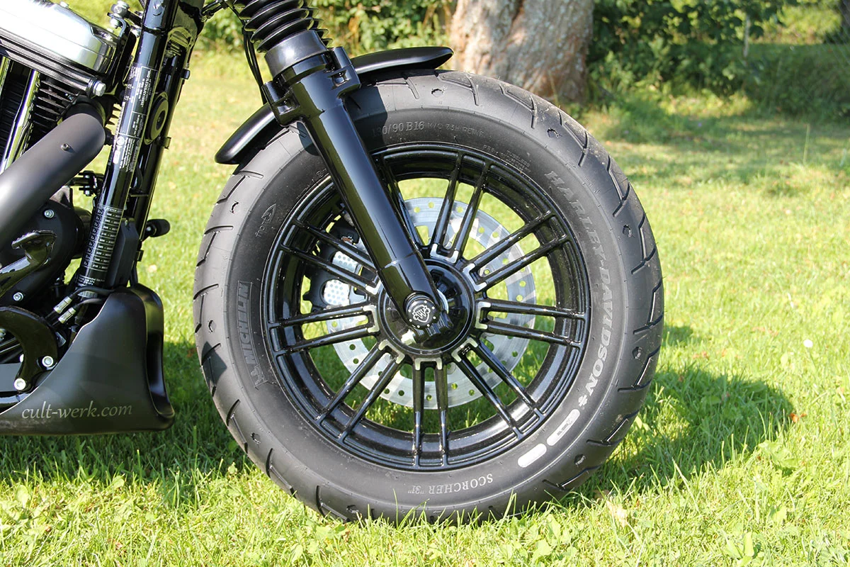 Frontfender BOBBER (passend für Harley-Davidson Modelle: alle Sportster 48, schwarz glänzend)