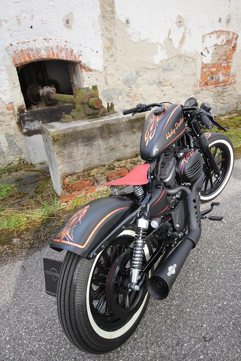 Heckfender ORIGINAL STYLE (passend für Harley-Davidson Modelle: Sportster ab 2004 bis aktuell, schwarz glänzend)