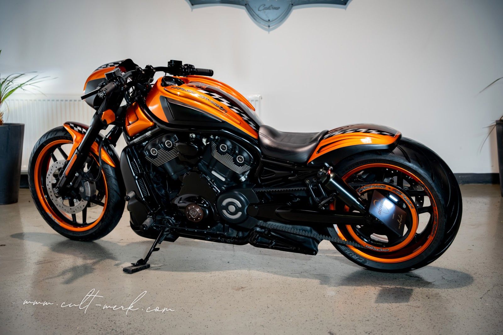 Harley-Davidson V-Rod Night Rod Special "Orange Racer" by CW