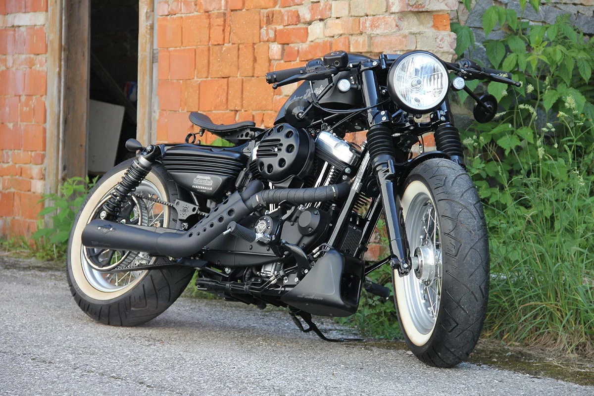 Front spoiler BOBBER (suitable for Harley-Davidson models: all Sportster, glossy black)