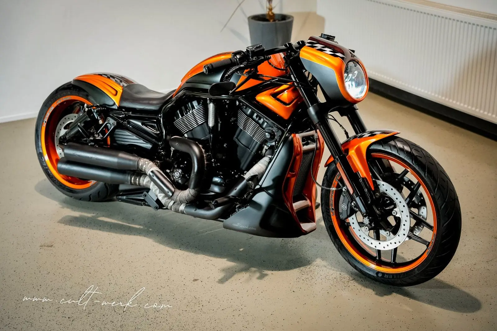 Harley-Davidson V-Rod Night Rod Special "Orange Racer" by CW