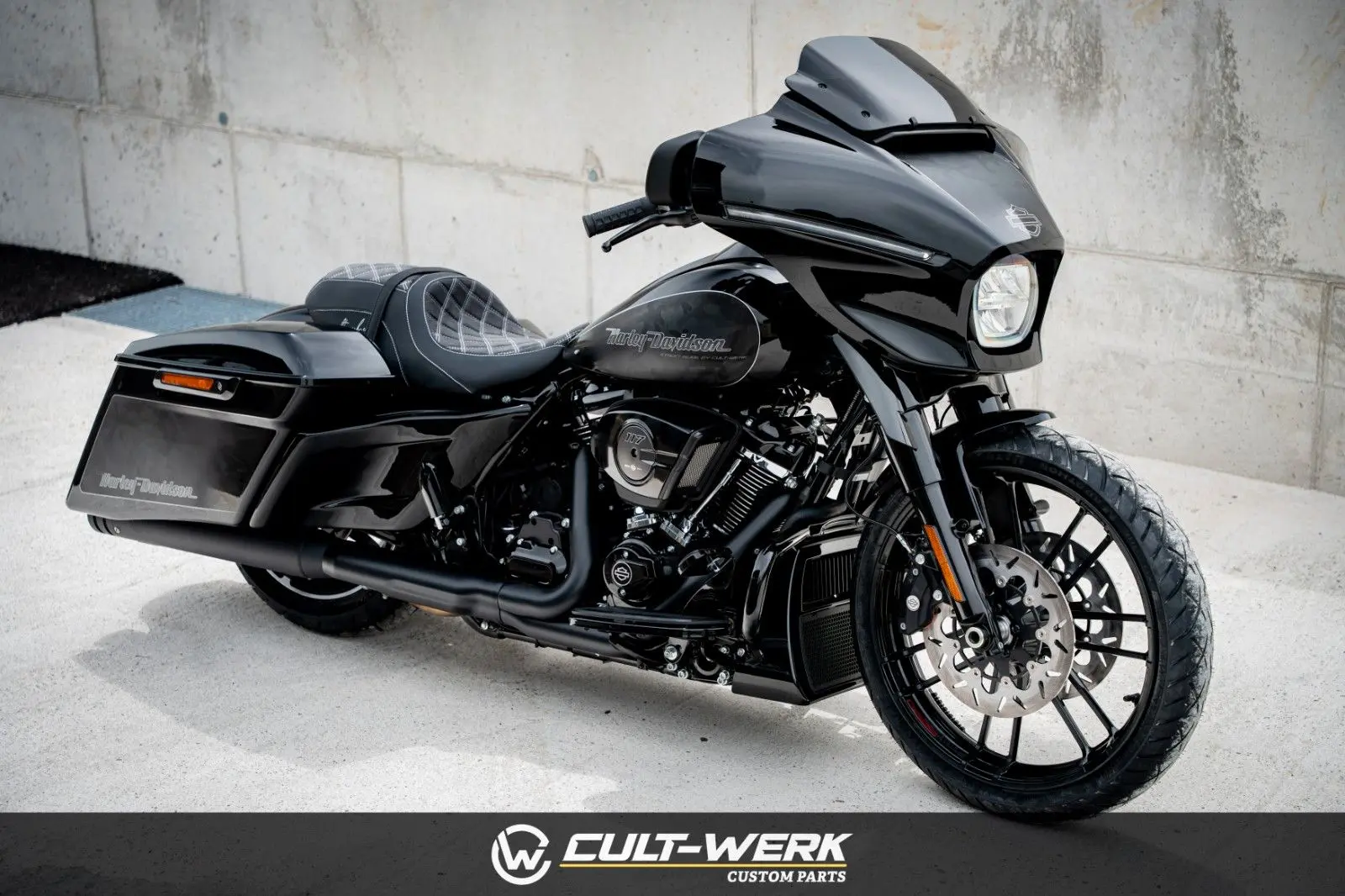 Harley-Davidson STREET GLIDE 24 "FADE CAMOU" LUFT by Cult-Werk