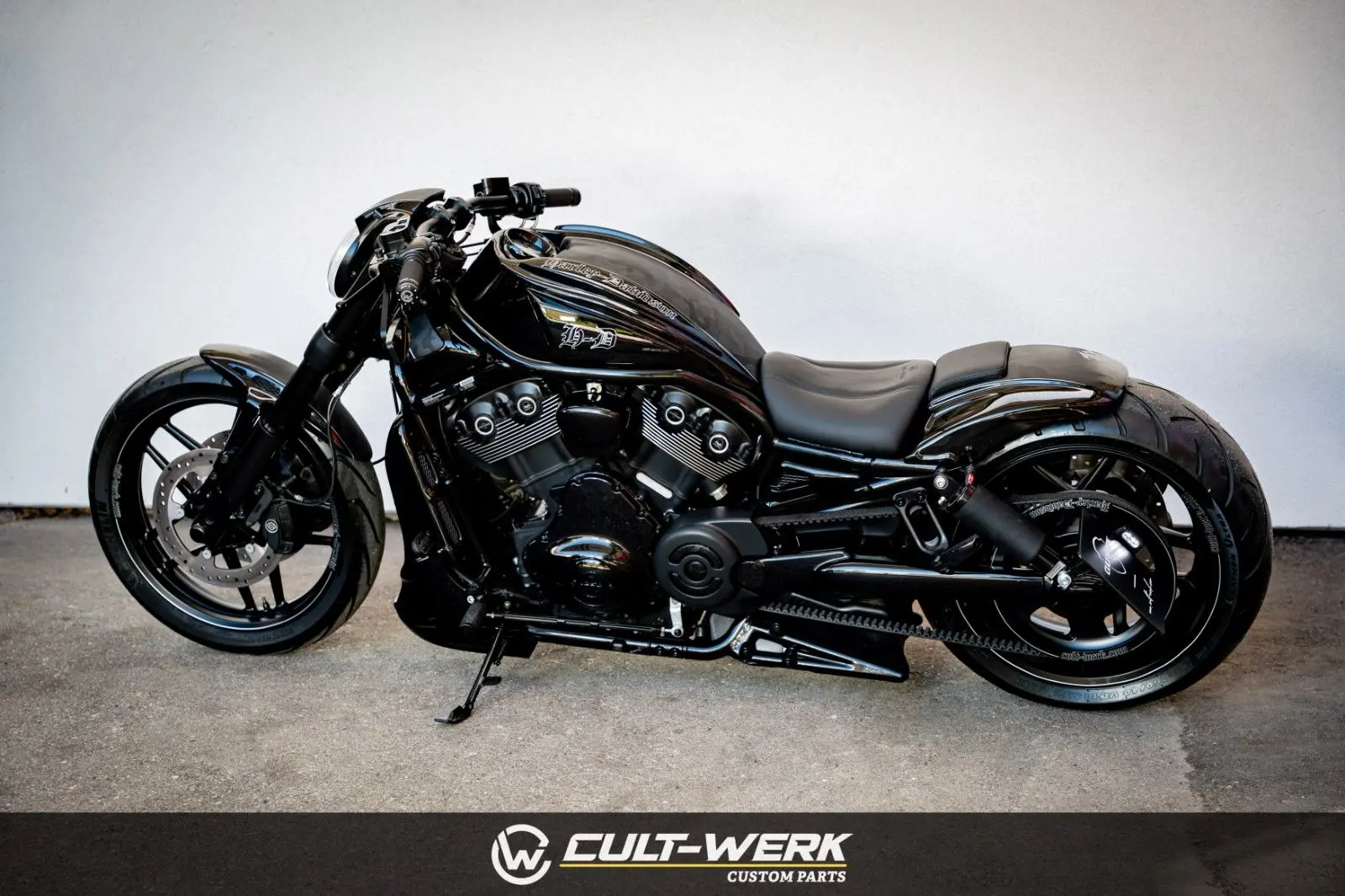 Harley-Davidson V-Rod Night Rod Special "Black Camouflage Fade"