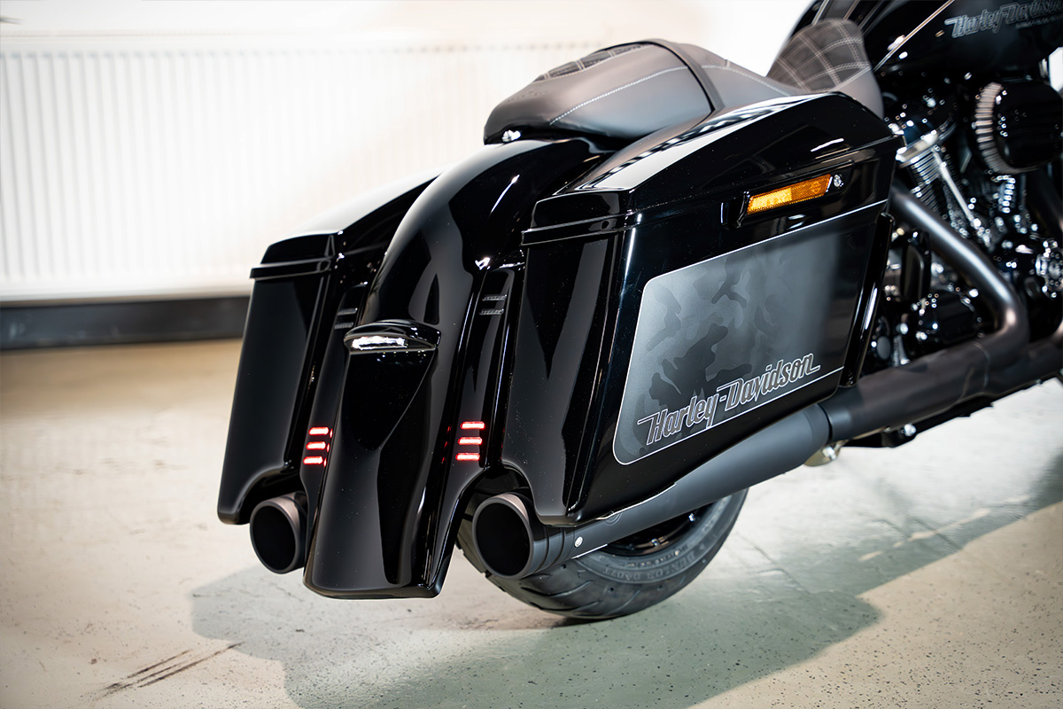 KESSTECH Endtöpfe 2in2 Schwarz (passend für Harley-Davidson Modelle: Street Glide & Road Glide von 2021 - 2023)