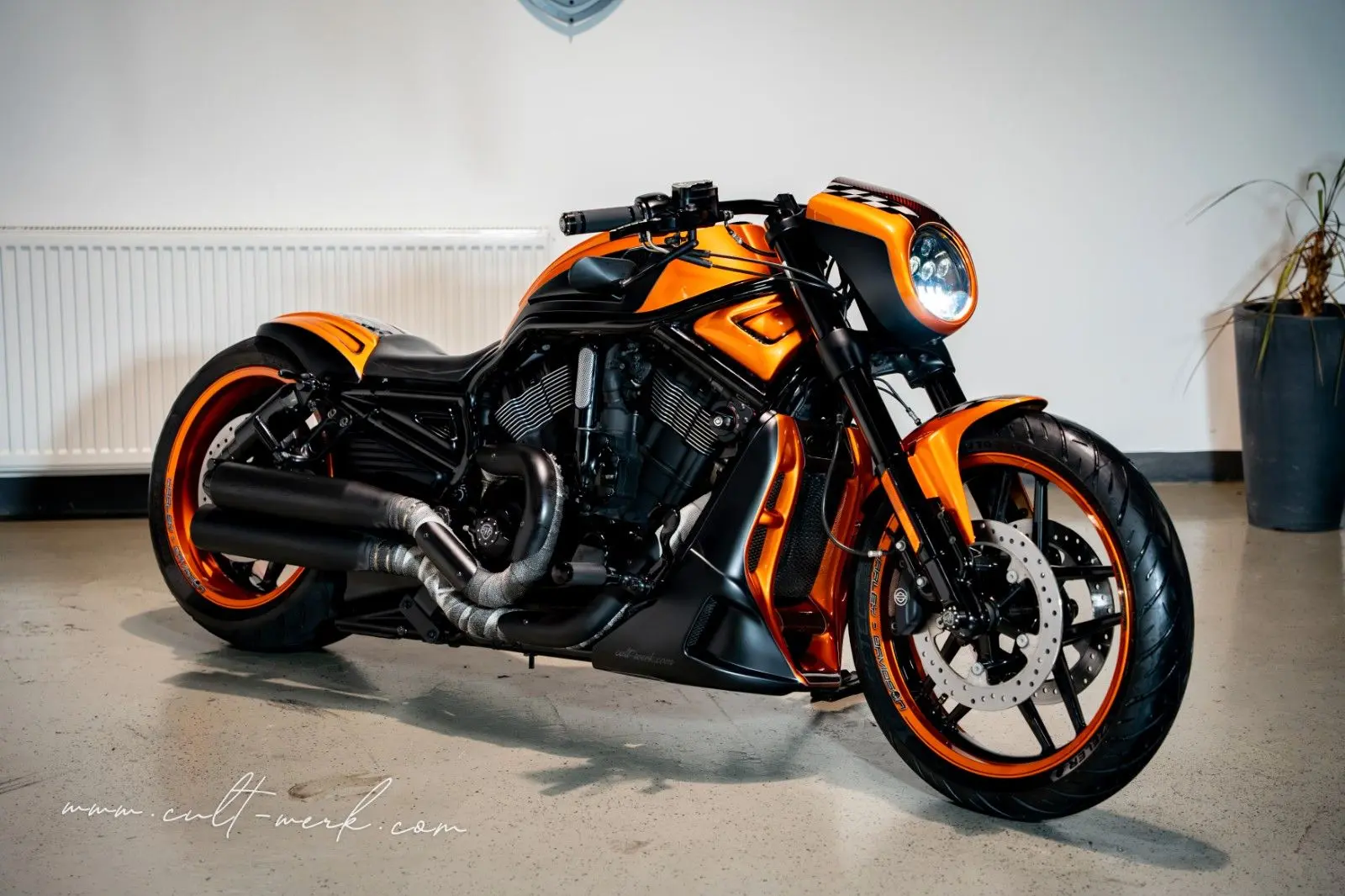 Harley-Davidson V-Rod Night Rod Special "Orange Racer" by CW