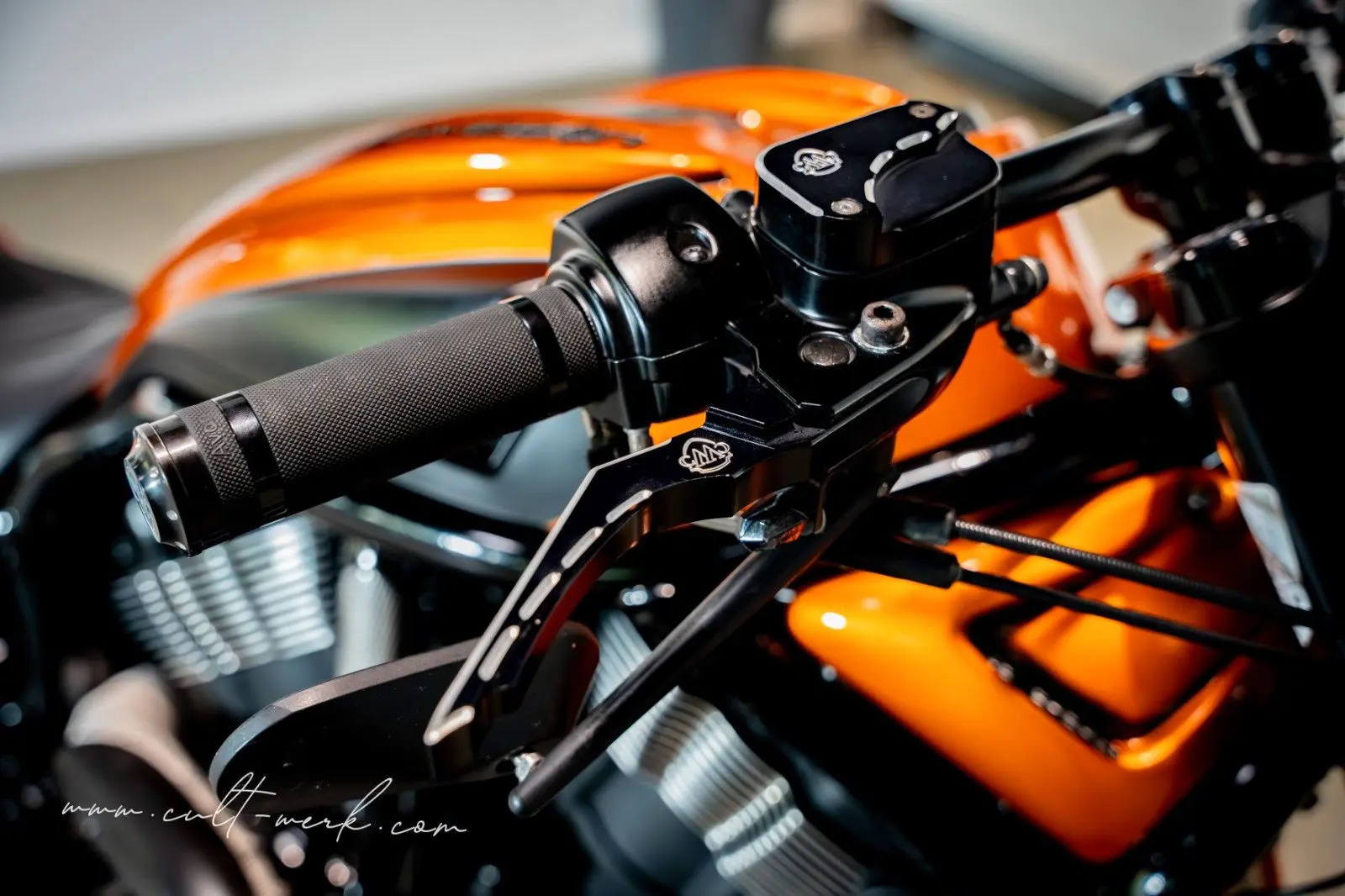 Harley-Davidson V-Rod Night Rod Special "Orange Racer" by CW