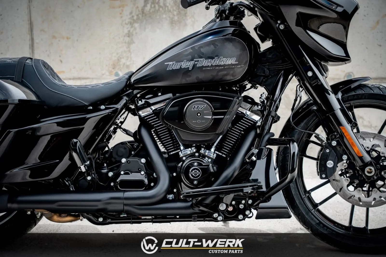 Harley-Davidson STREET GLIDE 24 "FADE CAMOU" LUFT by Cult-Werk