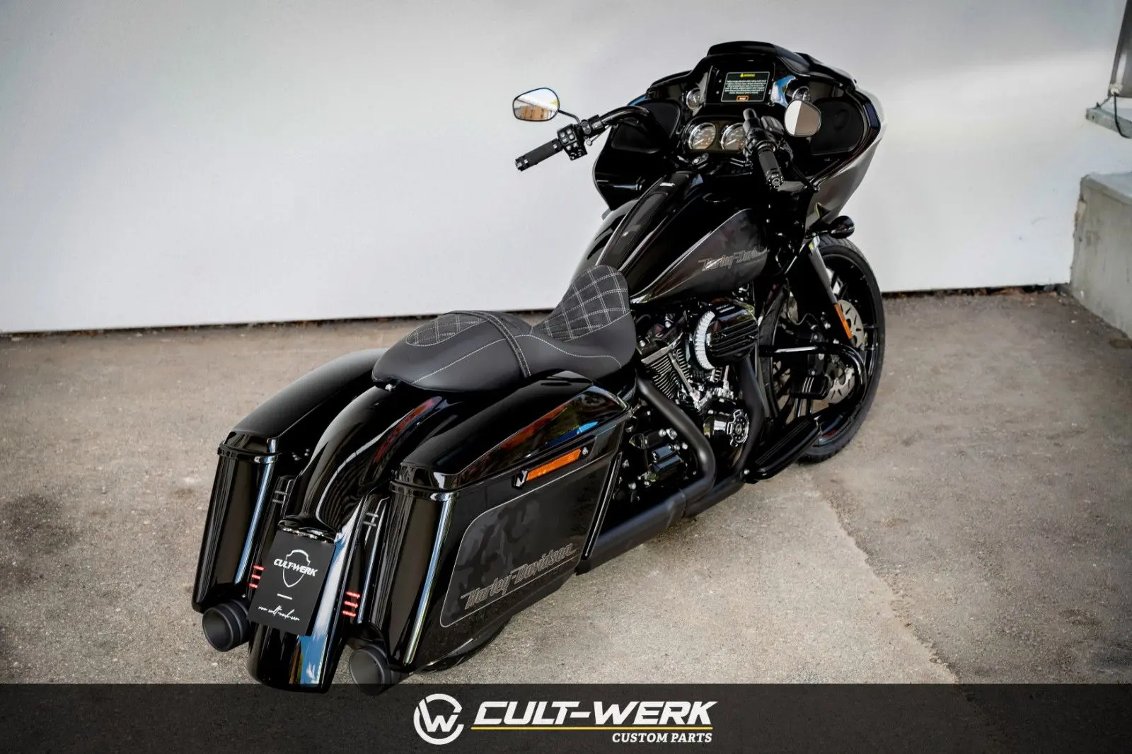 Harley-Davidson ROAD GLIDE SPECIAL 21" LUFT KLAPPE - CULT-WERK