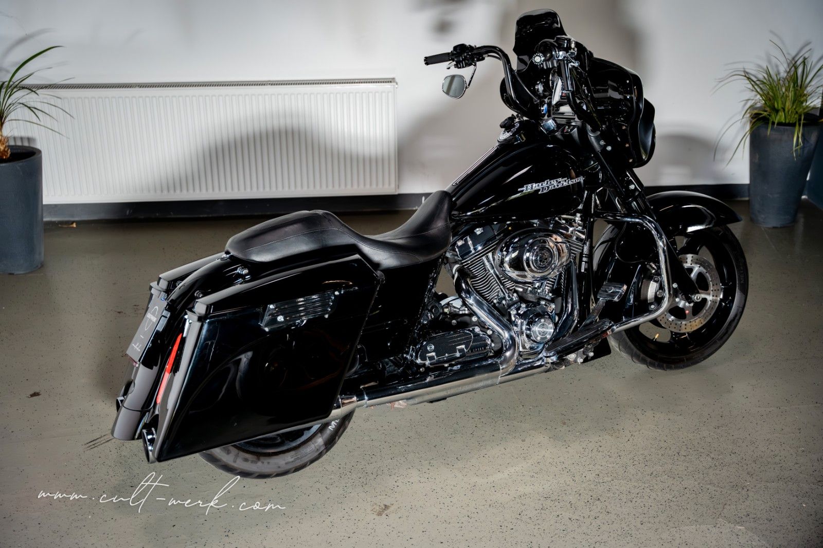 Harley-Davidson Street Glide TC103 APE KESSTECH CVO LED