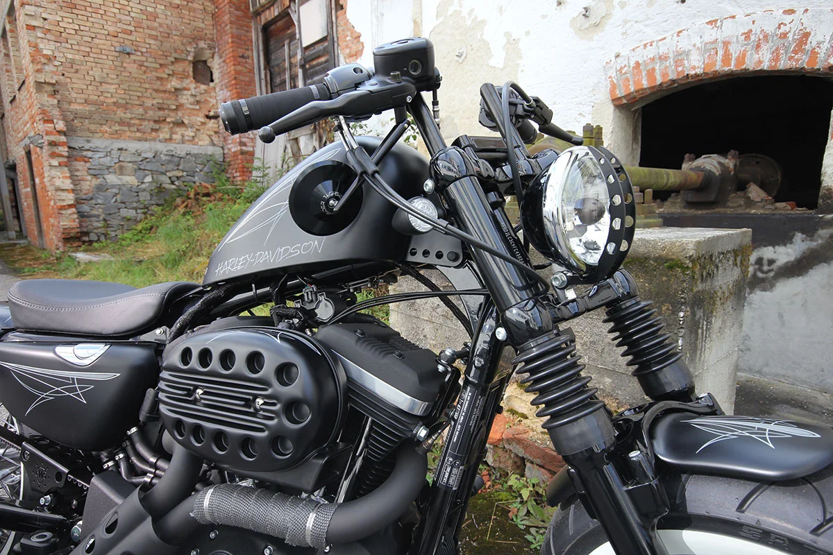 Upper fork cover (suitable for Harley-Davidson models: all Sportster 48 up to 2015)