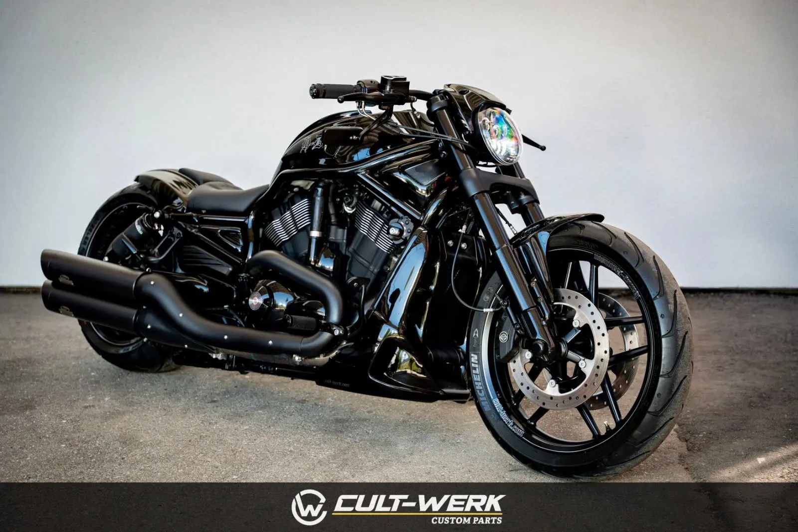 Harley-Davidson V-Rod Night Rod Special "Black Camouflage Fade"