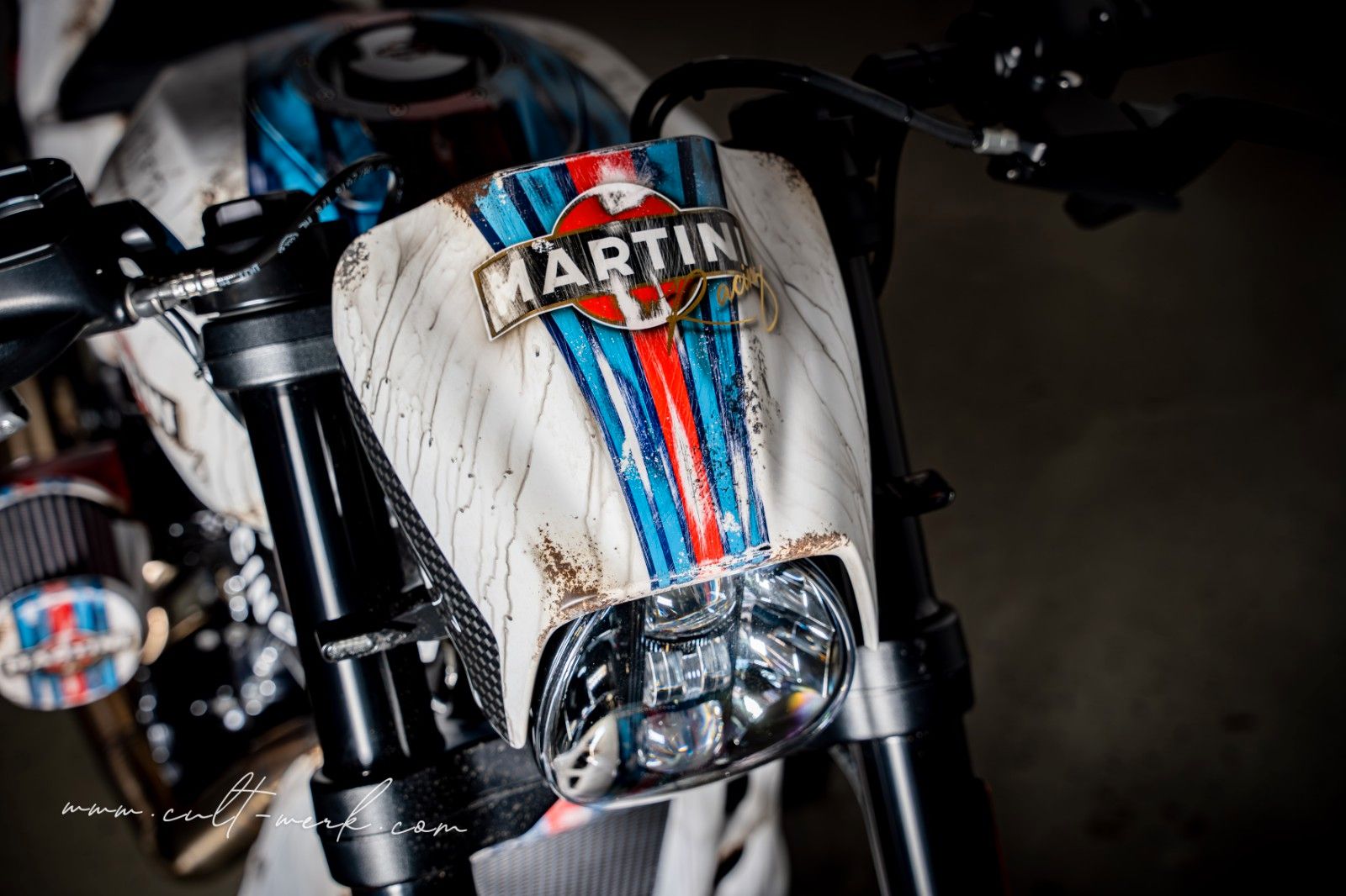 Harley-Davidson FXDRS 114 "Martini Used Look" by Cult-Werk