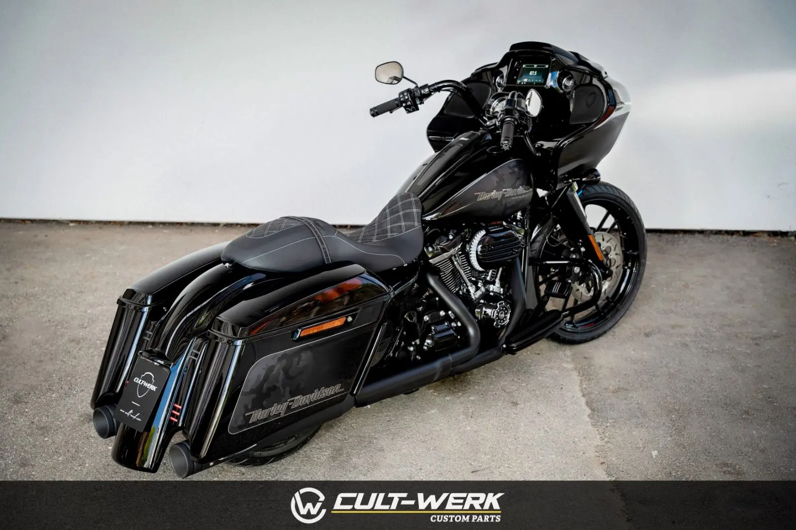 Harley-Davidson ROAD GLIDE SPECIAL 21" LUFT KLAPPE - CULT-WERK