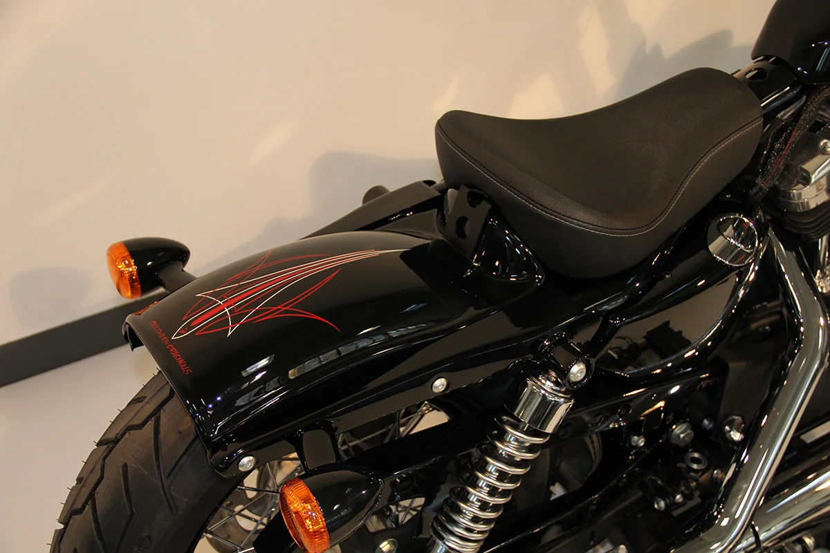 Heckfender BOBBER (passend für Harley-Davidson Modelle: Sportster ab 2004 bis aktuell, schwarz glänzend)