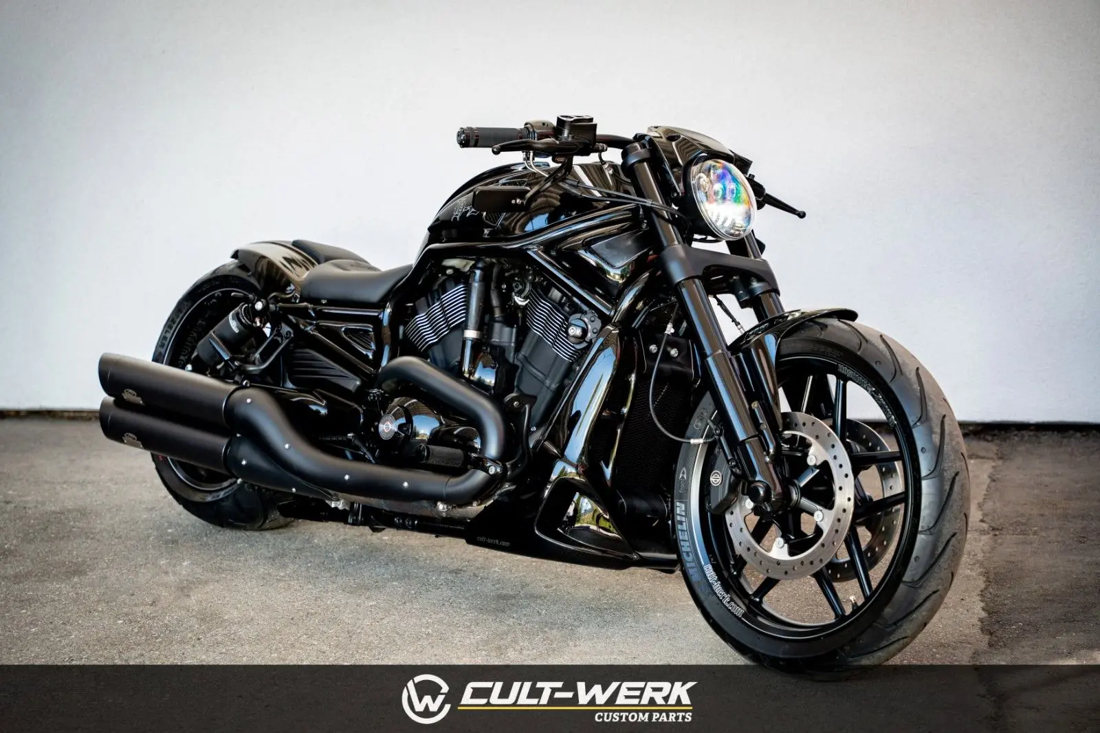 Harley-Davidson V-Rod Night Rod Special "Black Camouflage Fade"