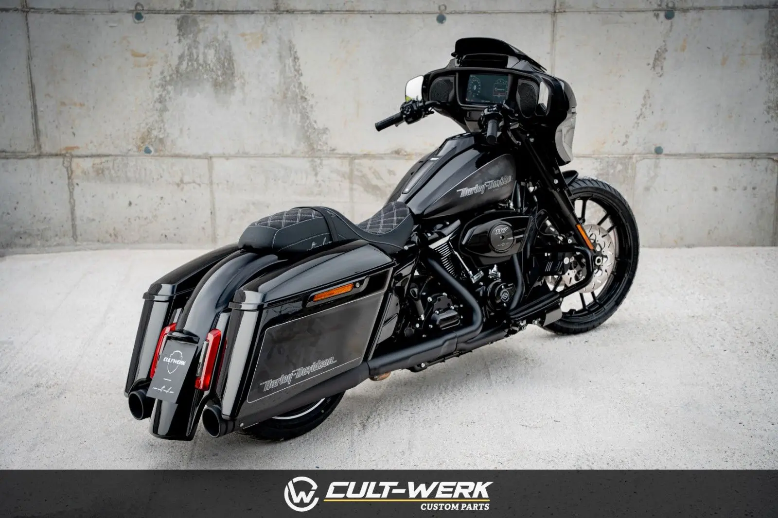 Harley-Davidson STREET GLIDE 24 "FADE CAMOU" LUFT by Cult-Werk