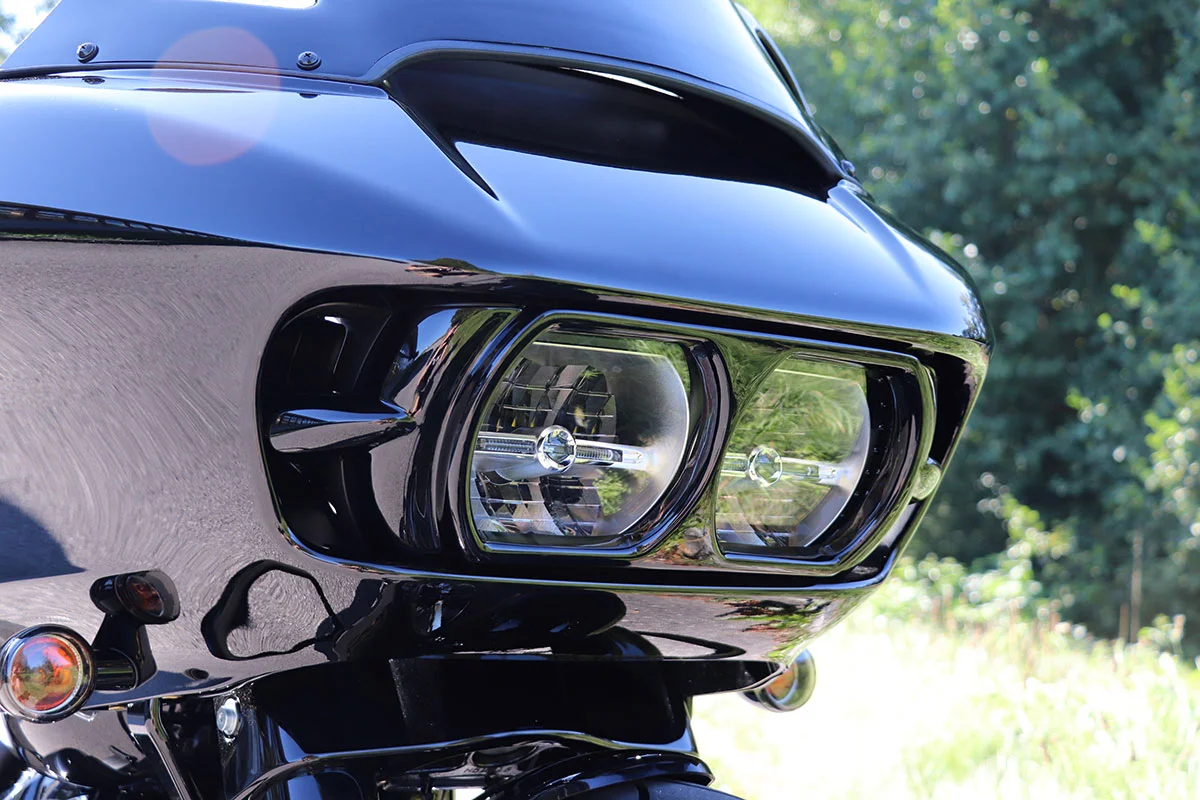 Headlight mask BAD LOOK (suitable for Harley-Davidson models: Road Glide from 2015)