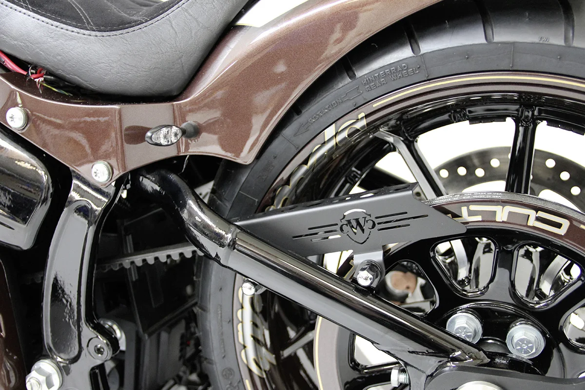 Belt protection (suitable for Harley-Davidson models: Breakout 2013 - 2017)