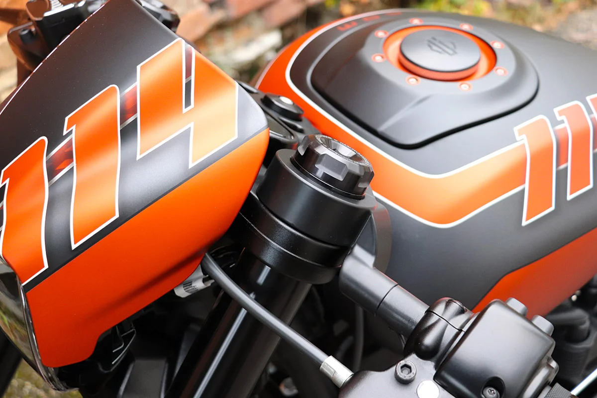 Clip-on handlebar RACING (suitable for Harley-Davidson models: FXDR from 2019, without EC / ABE)