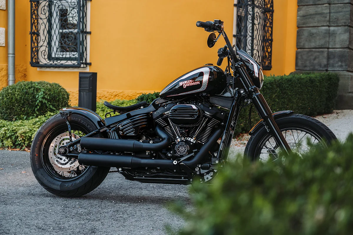 Tank lift (suitable for Harley-Davidson models: Street Bob & Softail Standard from 2018)