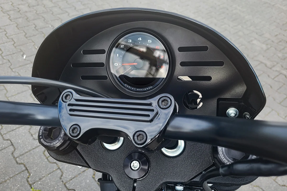 Speedometer offset kit (suitable for Harley-Davidson models: Low Rider S from 2022)