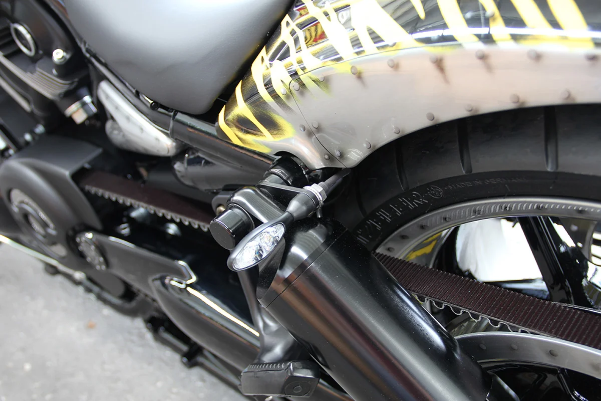 Indicator holder straight (suitable for Harley-Davidson models: VRSC V-Rod & Night Rod Special from 2002 - 2017)