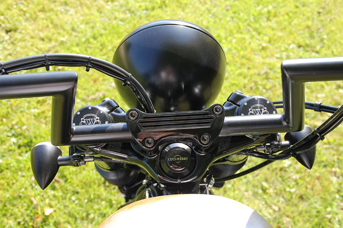 Handlebar clamp (suitable for Harley-Davidson models: all Sportster)