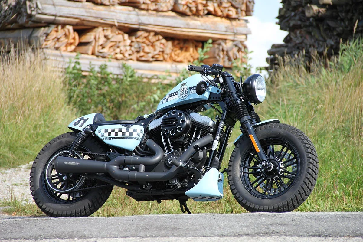 Front spoiler BOBBER (suitable for Harley-Davidson models: all Sportster, glossy black)