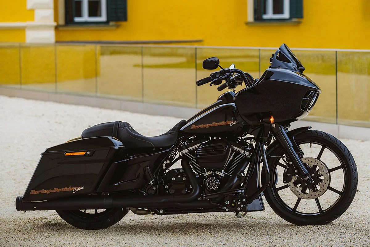 Side cover set CUSTOM (suitable for Harley-Davidson models: Touring from 2009)