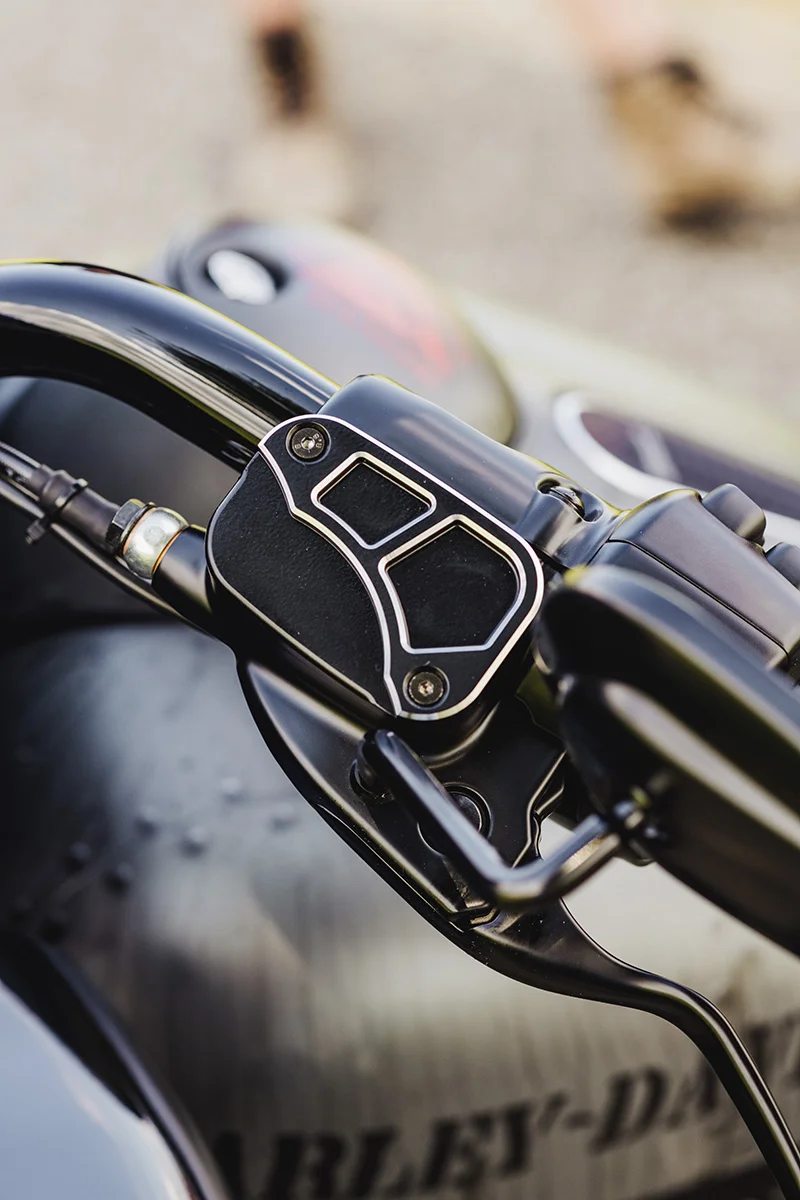 Brake and clutch cylinder cover RACING (suitable for Harley-Davidson models: Touring from 2014 with hydraulic clutch)